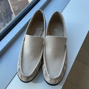 Zara Beige Loafers